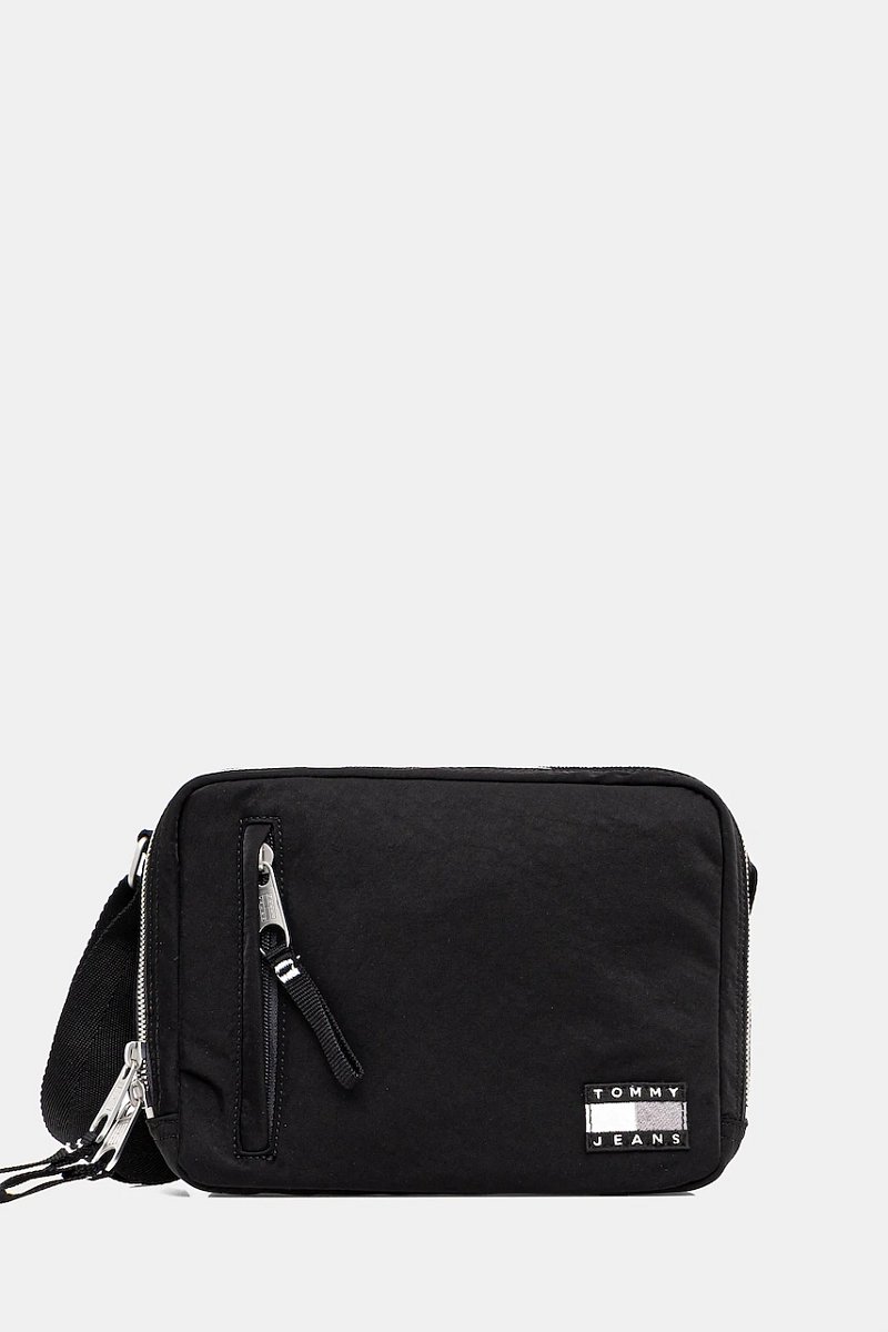 Taštička Tommy Jeans černá barva, AM0AM13717