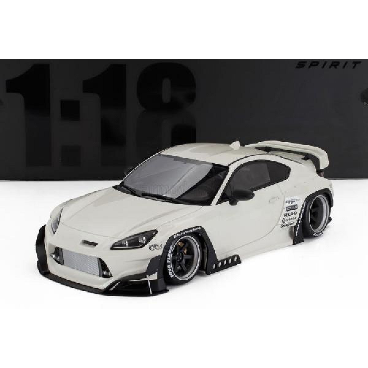 1:18 PANDEM Toyota GR86 CRYSTAL WHITE 2023 - GT SP