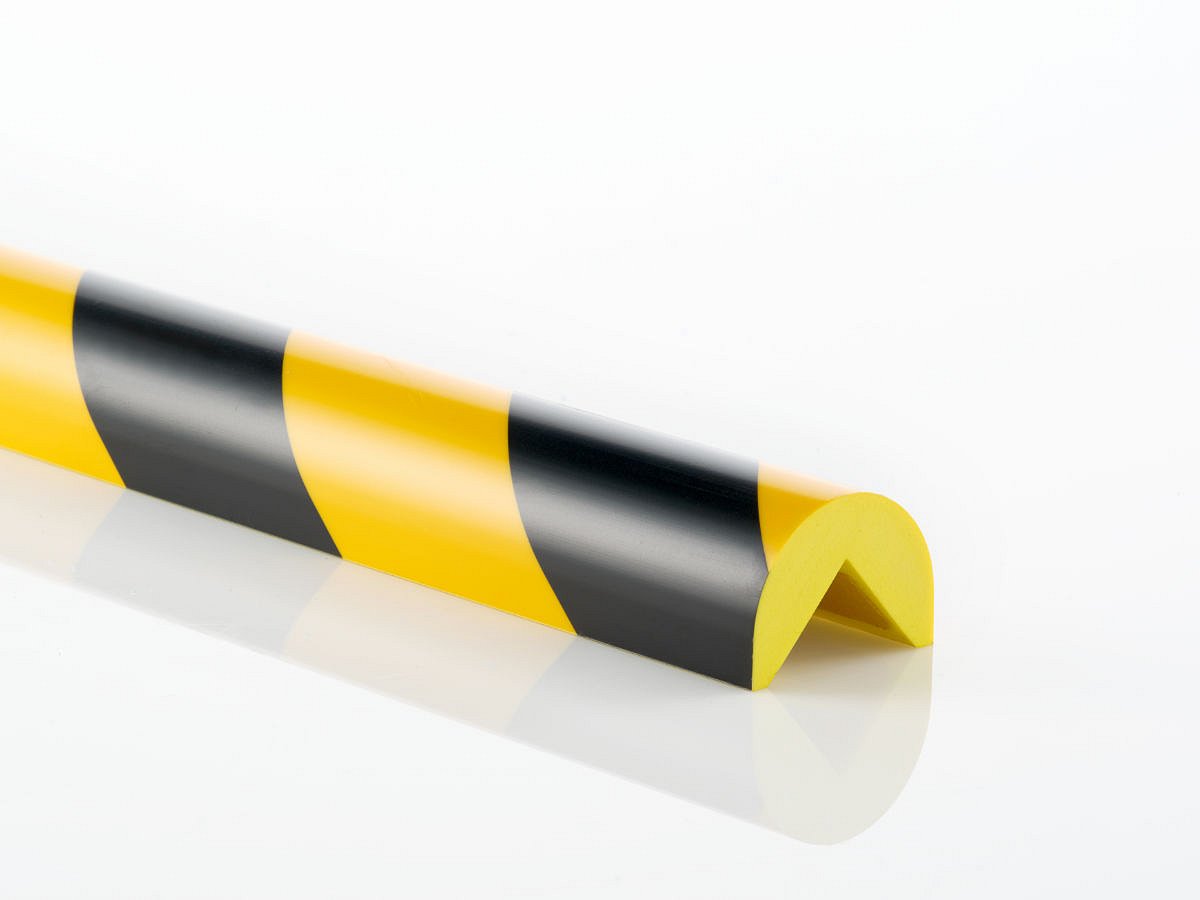 Polyuretanový varovný profil C 40x28 (1ks=1m)