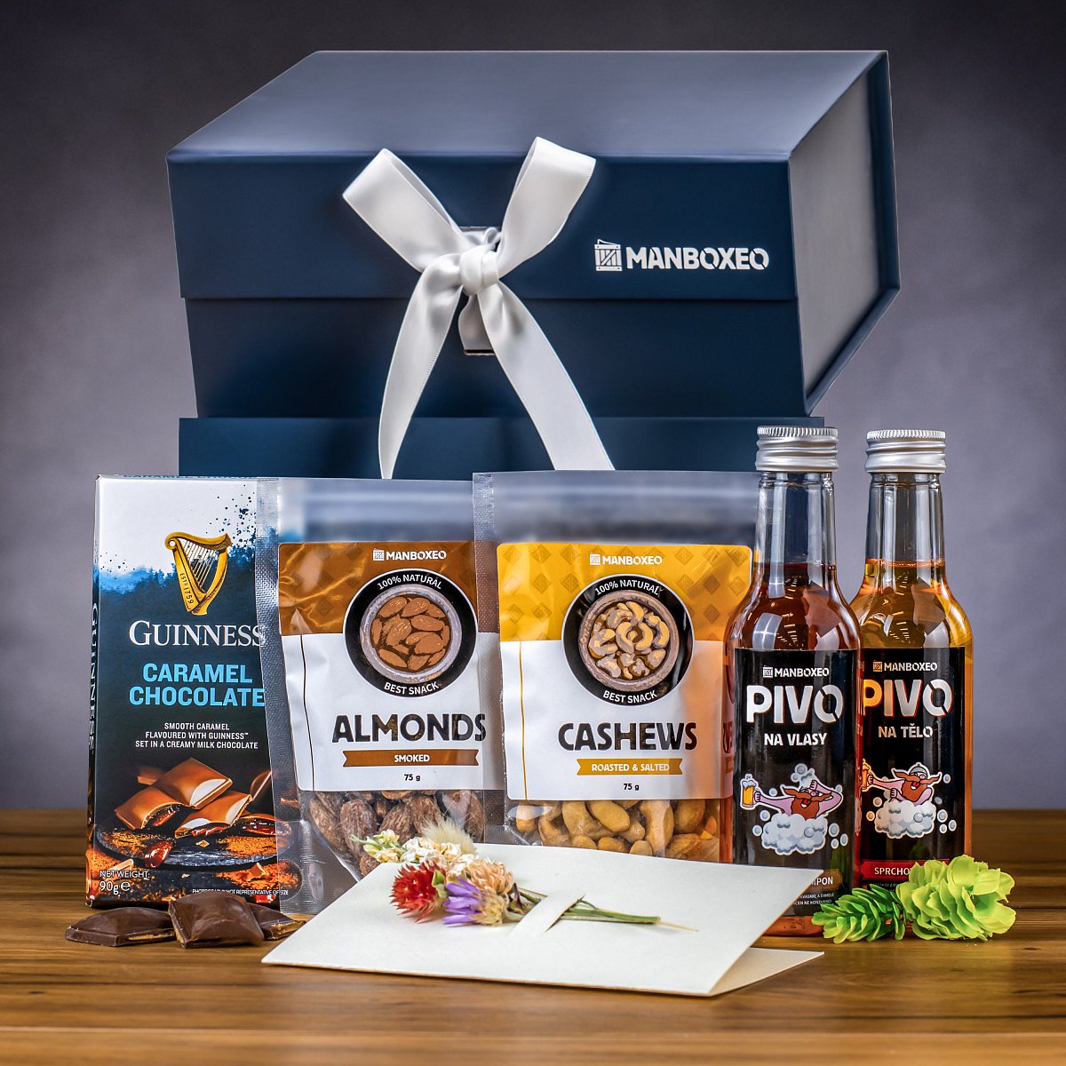 Dárková sada pro muže - Myslím na tebe | Dárek k narozeninám, svátku, výročí, vánocům pro muže, ženu | Dárkový koš, box, krabice, krabička, balení | d