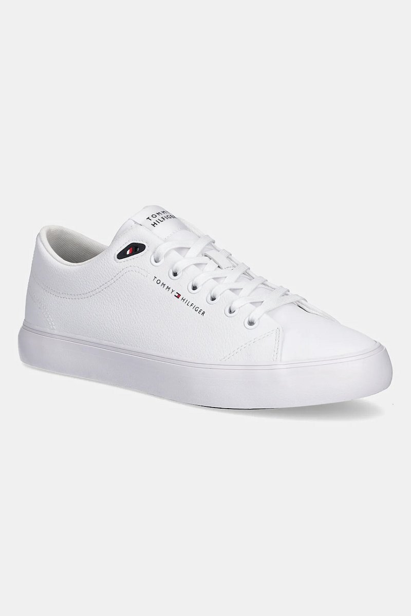 Tenisky Tommy Hilfiger TH HI VULC CORE LOW LTH II ESS pánské, bílá barva, FM0FM05511