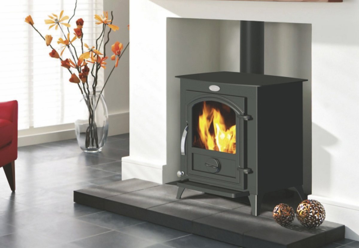 Krbová kamna VERSO 1, litinová dvířka HO1665